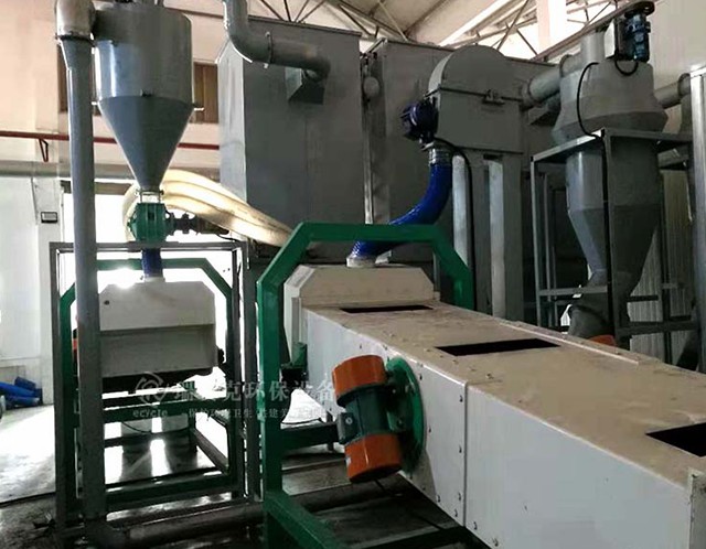 以報廢為推動 鋰電池回收設(shè)備的經(jīng)濟(jì)效益顯著