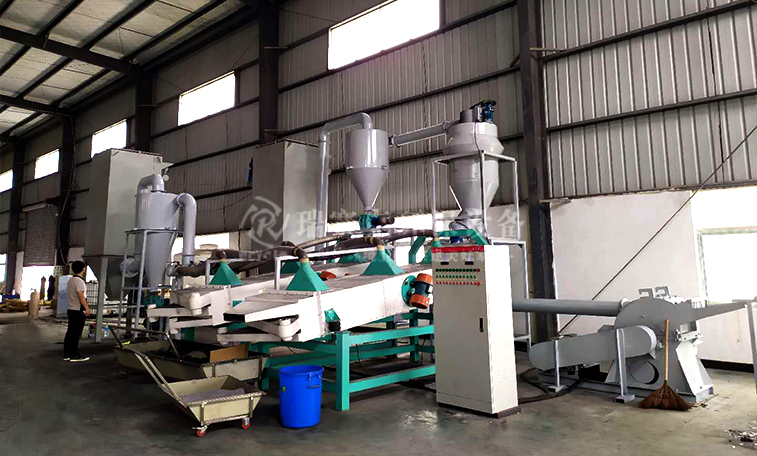 能源危機(jī)告急，廢舊鋰電池回收處理機(jī)械的技術(shù)支持